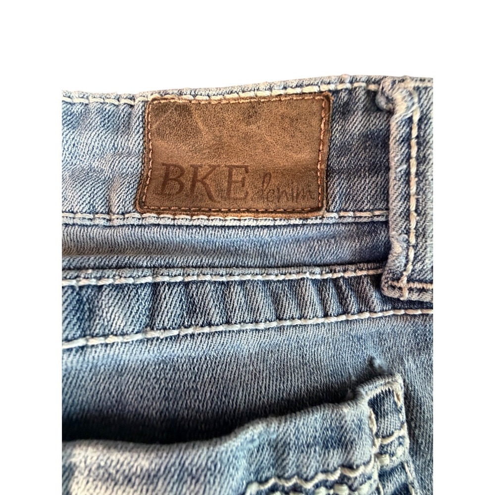 BKE Sabrina Bootcut Jeans Light Wash Blue Denim Size 31‎ Distressed - Picture 5 of 6